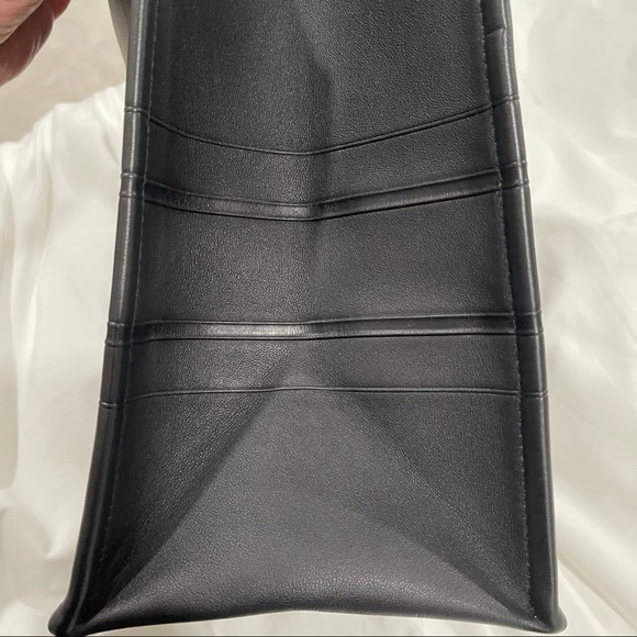 Christian Dior Leather Book Tote - Medium - Picture 9 of 16